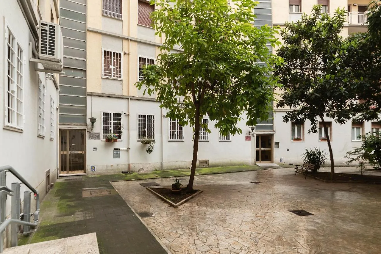 Sunny Apartment Piramide Roma