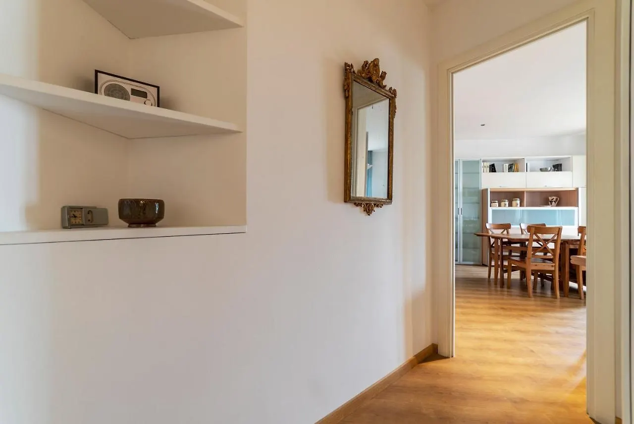 Sunny Apartment Piramide Roma Italia