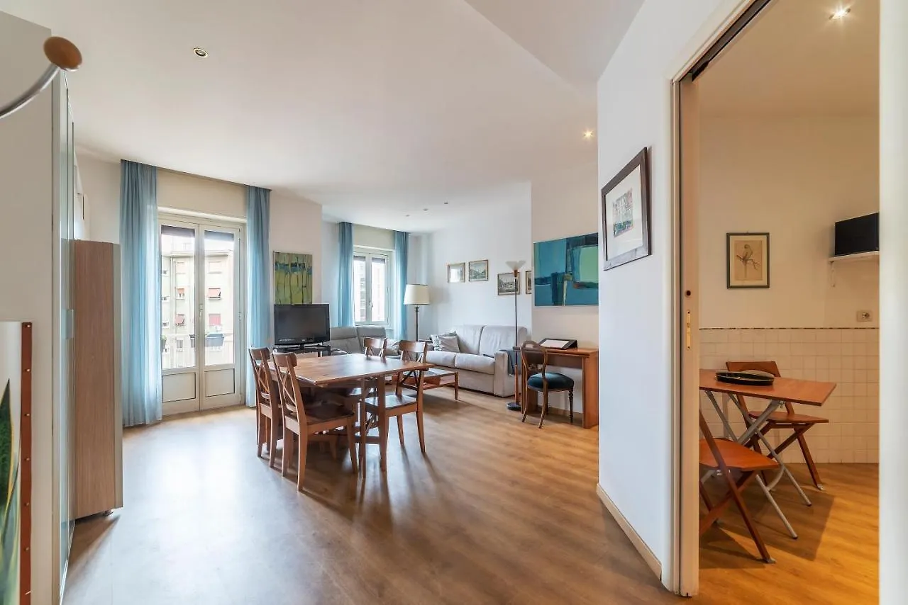 Sunny Apartment Piramide Roma